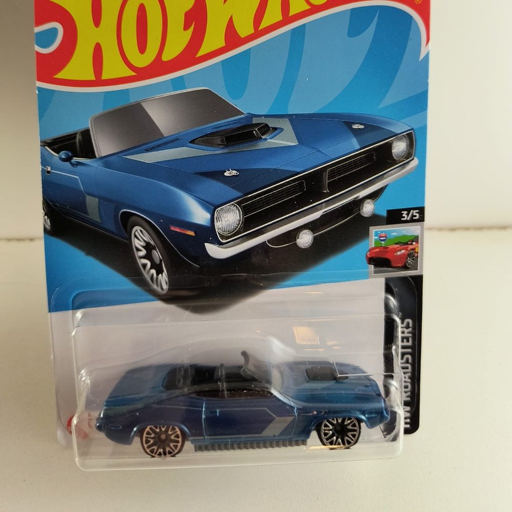 B23 Hot Wheels 70 Plymouth Barracuda with shipping protector b23